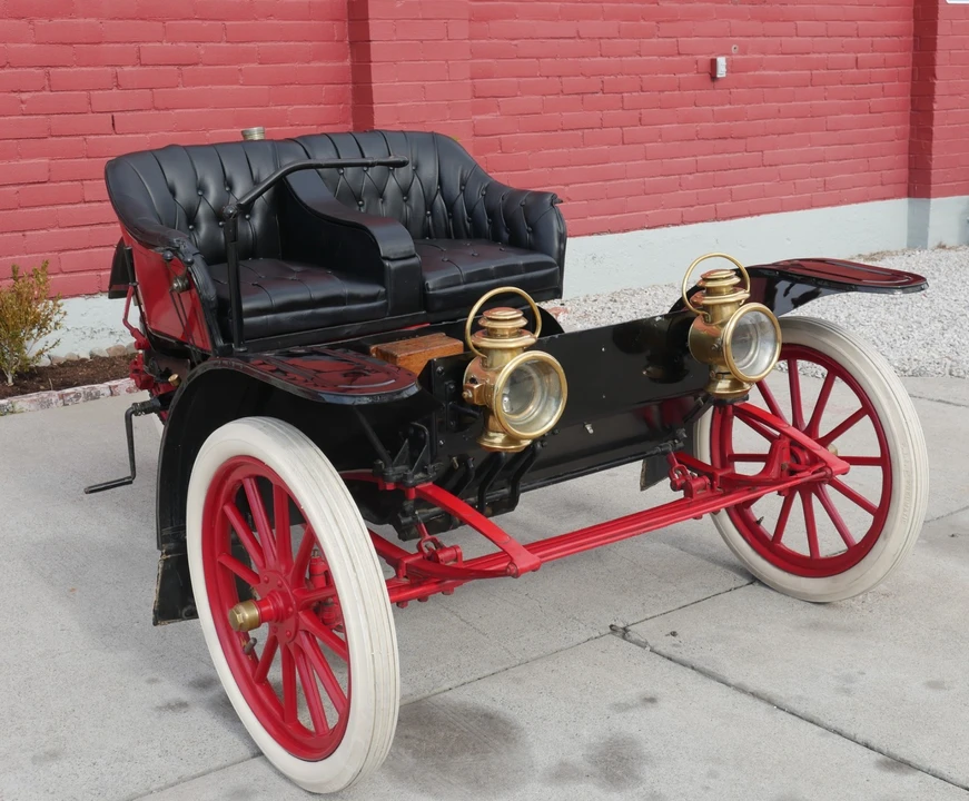 1911 - Image 3 of 21