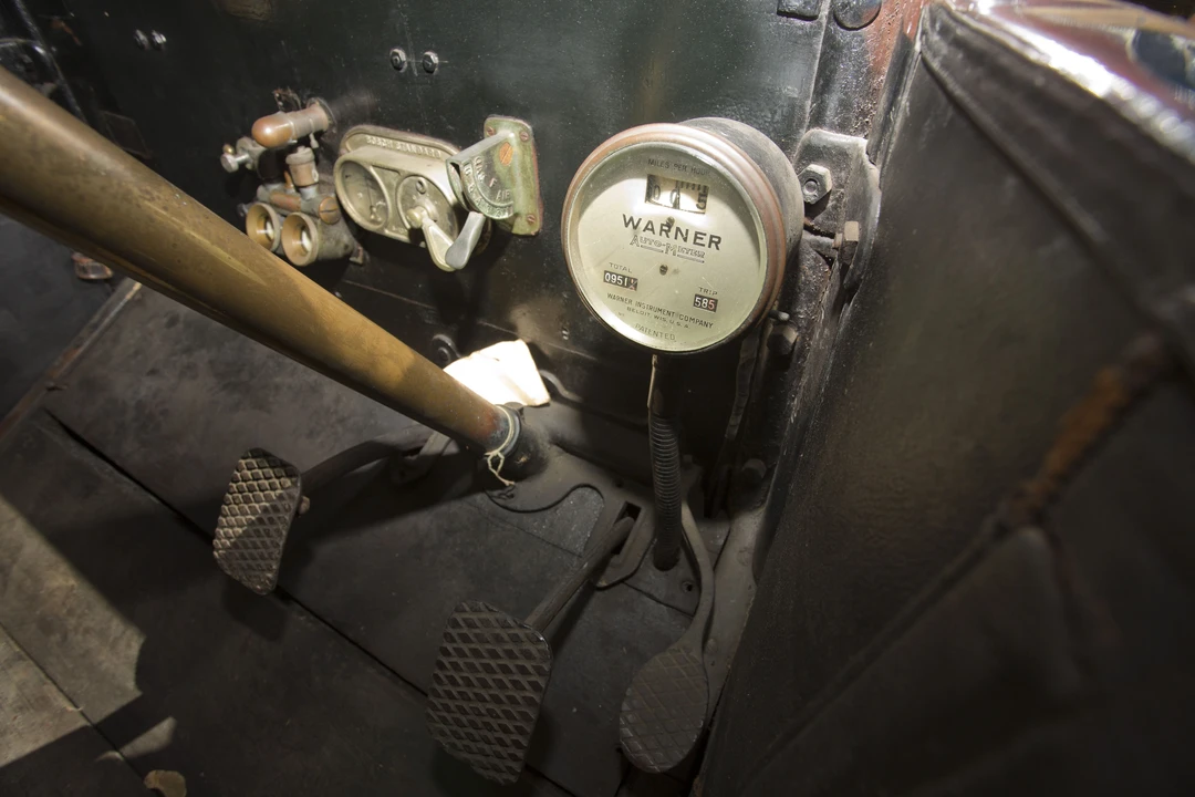 1911 Panhard - Image 3 of 23