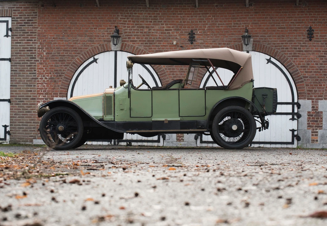 1911 Renault - Image 5 of 19
