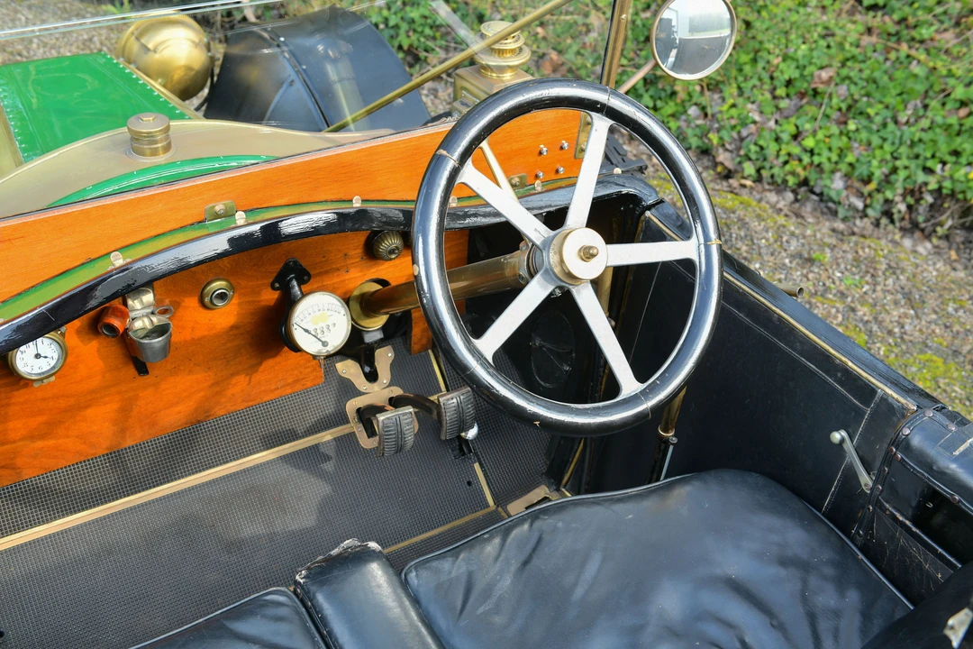 1912 Renault - Image 20 of 31