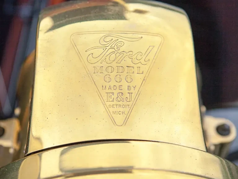 1912 Ford Model T Pickup & Model TT - Image 9 of 17