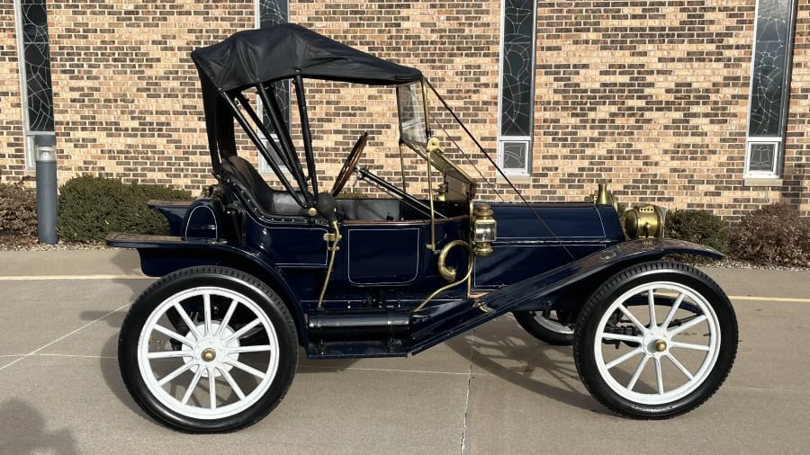 1912 Hupmobile - Image 2 of 12