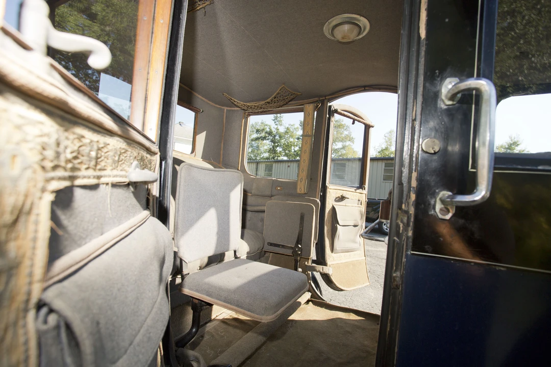 1912 Pierce-Arrow - Image 7 of 30