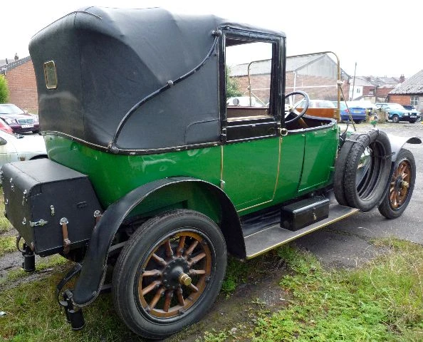 1912 Renault - Image 4 of 12