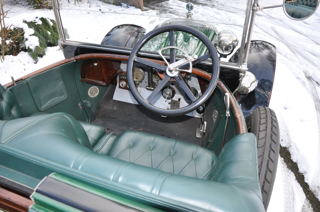 1913 Daimler - Image 4 of 9