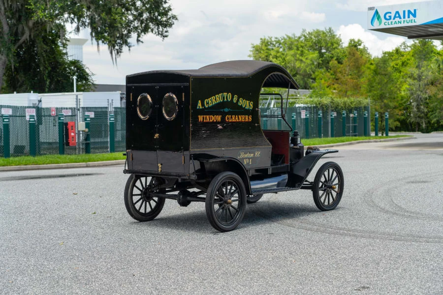 1913 Ford Model T Pickup & Model TT - Image 4 of 18