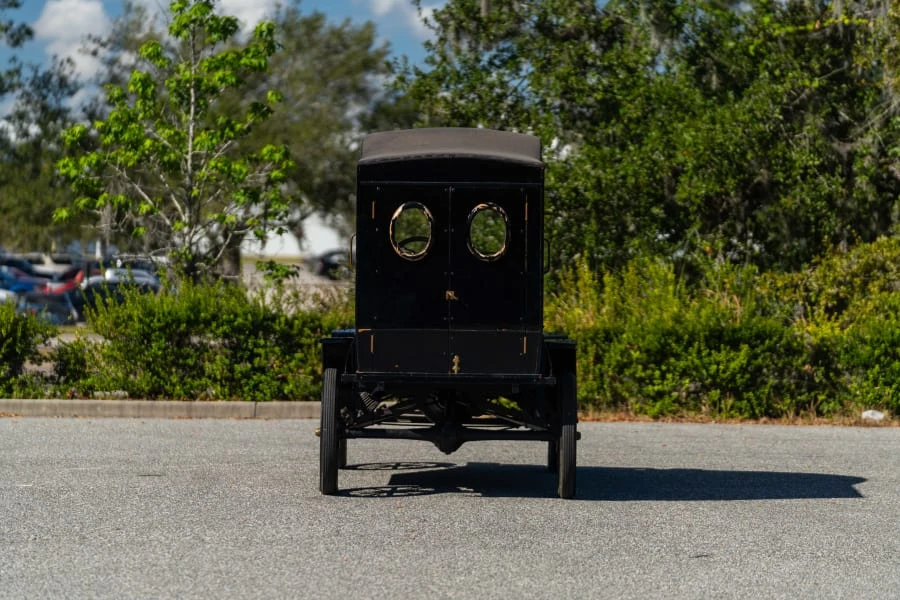 1913 Ford Model T Pickup & Model TT - Image 10 of 17