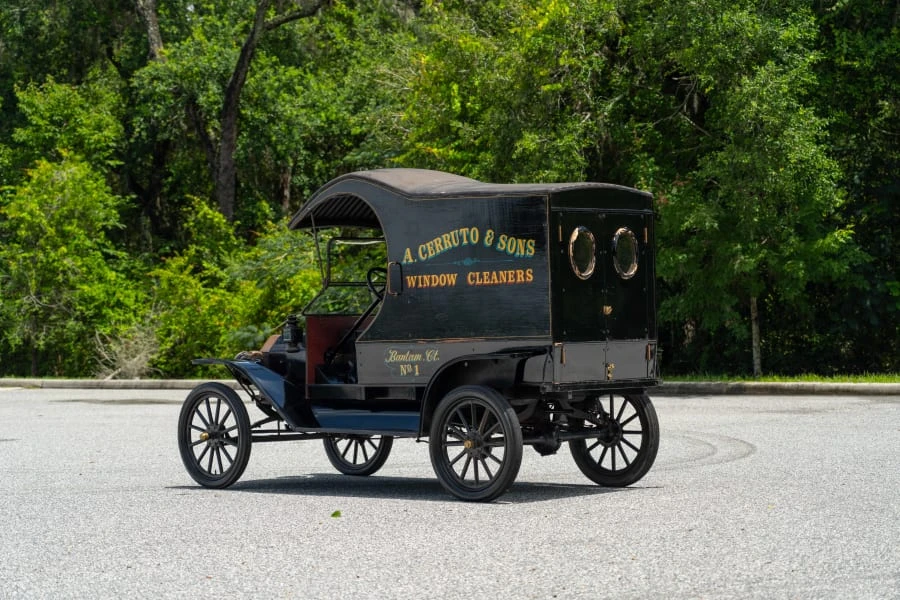 1913 Ford Model T Pickup & Model TT - Image 3 of 18