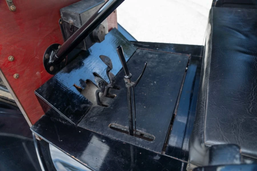 1913 Ford Model T Pickup & Model TT - Image 14 of 18
