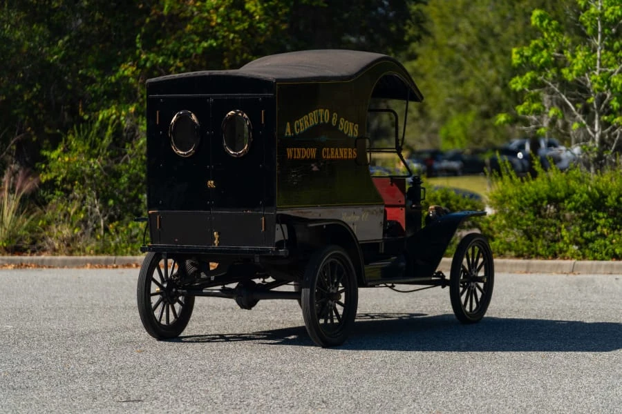 1913 Ford Model T Pickup & Model TT - Image 3 of 17