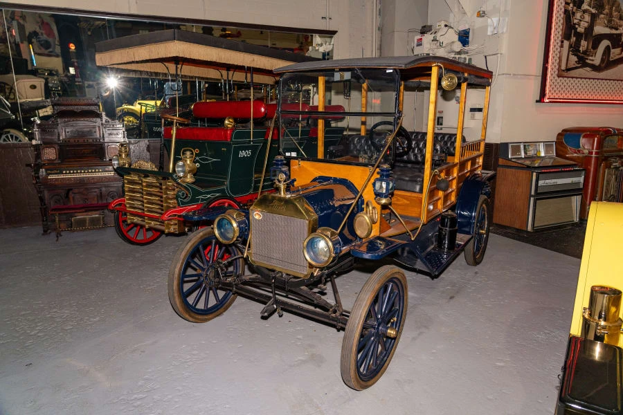 1913 Ford Model T - Image 3 of 25
