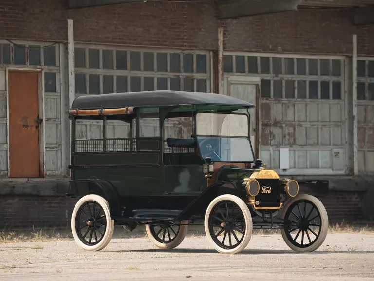 1913 Ford Model T Pickup & Model TT - Image 2 of 20