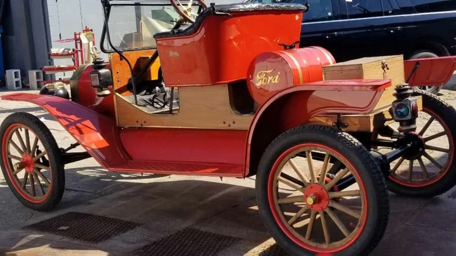 1913 Ford Model T - Image 2 of 4
