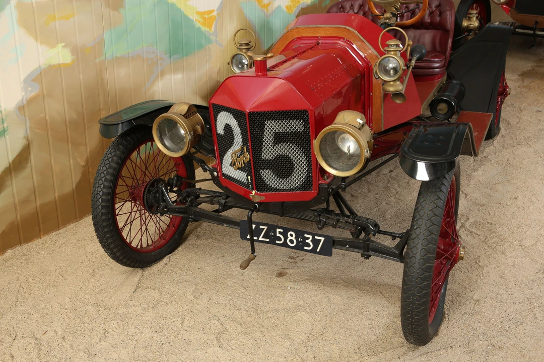 1913 Ford Model T - Image 2 of 11