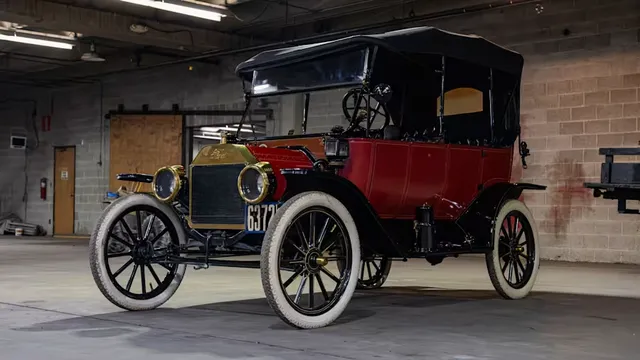 1913 Ford Model T Touring