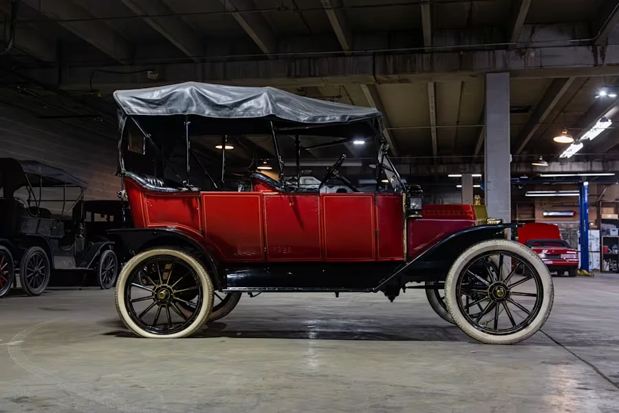 1913 Ford Model T - Image 2 of 29