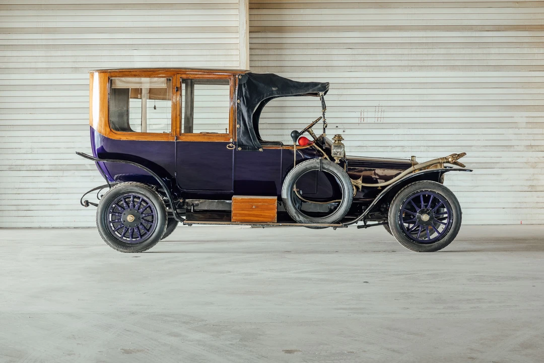 1913 Panhard - Image 2 of 23
