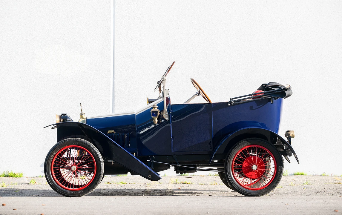 1913 Peugeot - Image 2 of 27