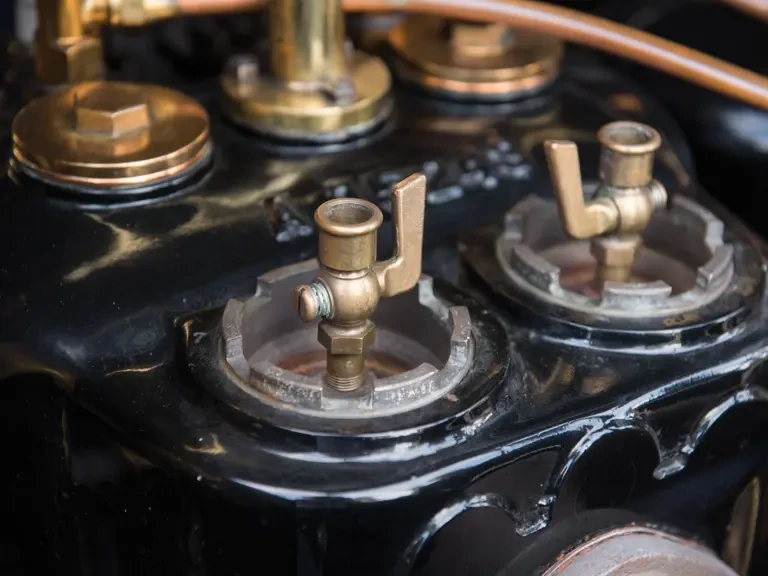1913 Pierce-Arrow - Image 24 of 30
