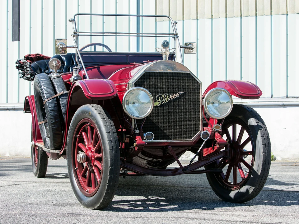 1913 Pierce-Arrow - Image 9 of 31