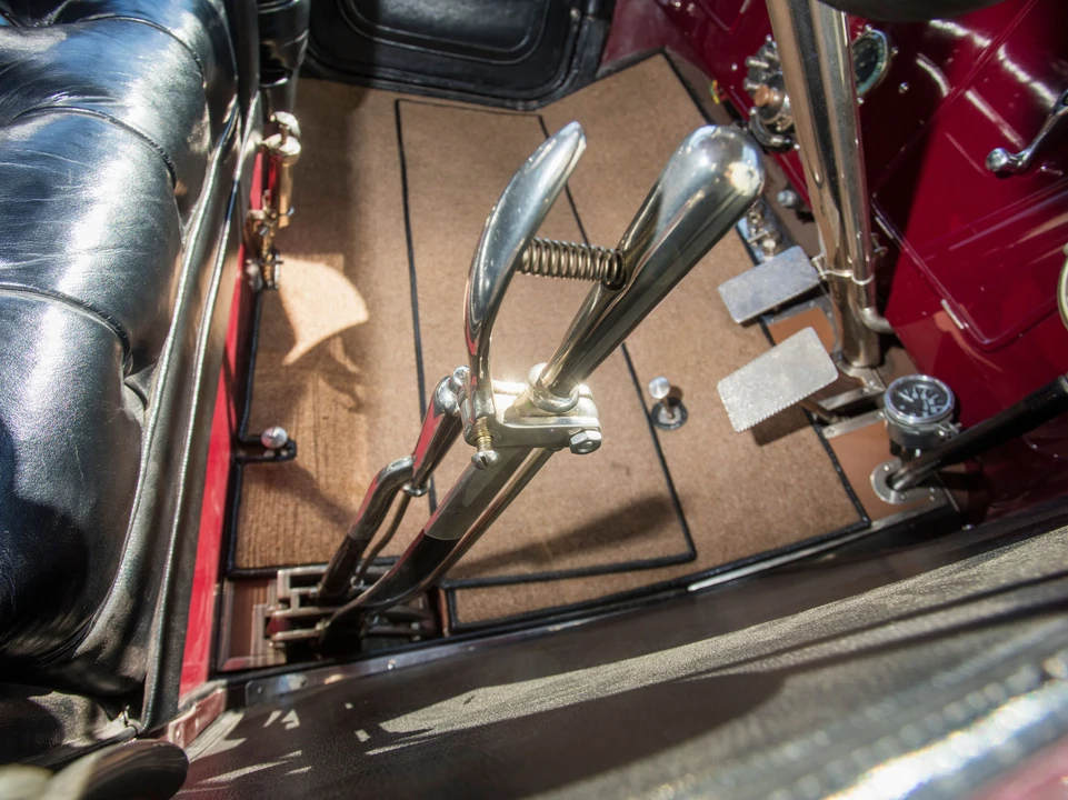1913 Pierce-Arrow - Image 22 of 31
