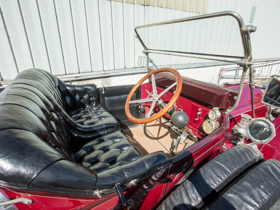 1913 Pierce-Arrow - Image 27 of 31