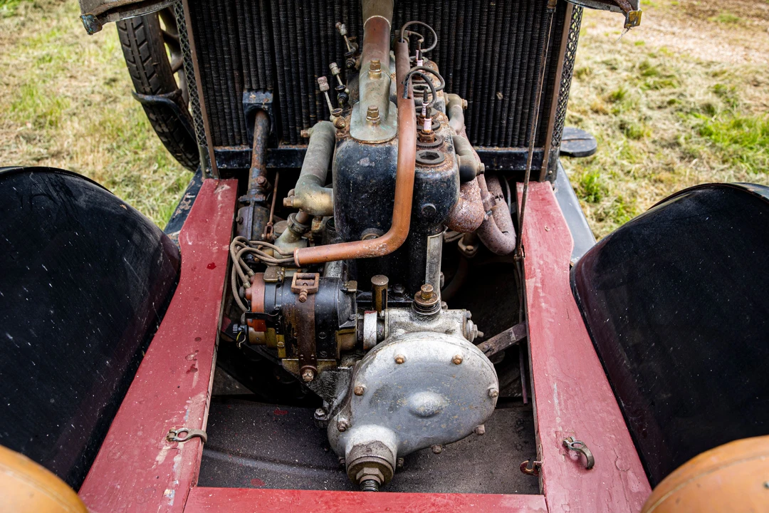 1913 Renault - Image 6 of 25