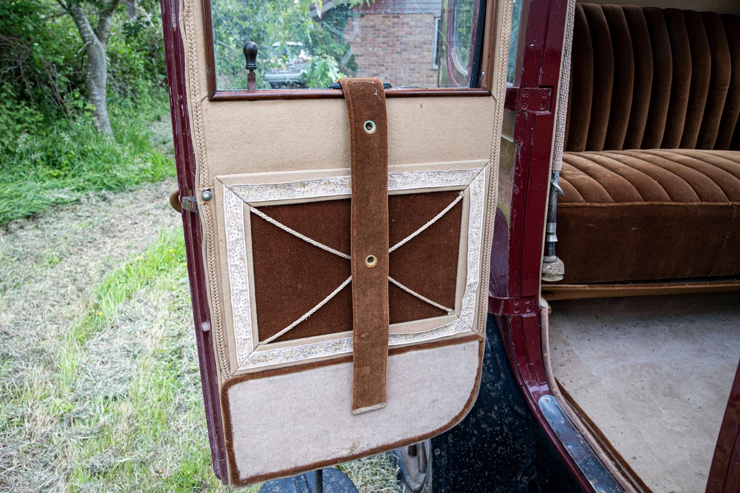 1913 Renault - Image 12 of 25