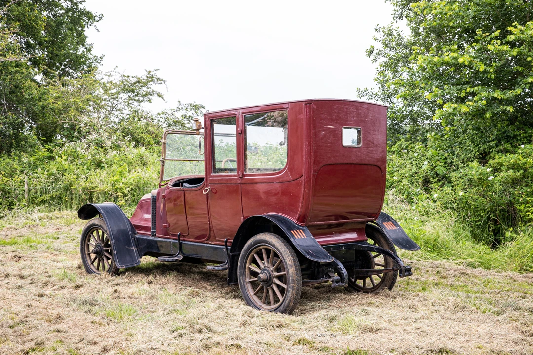 1913 Renault - Image 24 of 25