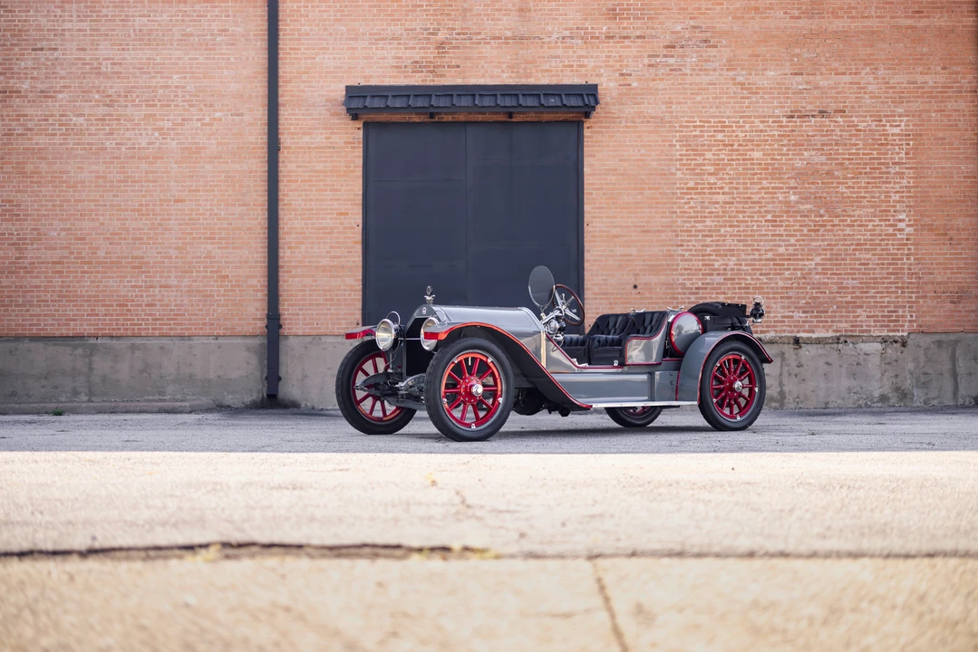1913 Stutz Bearcat - Image 2 of 31