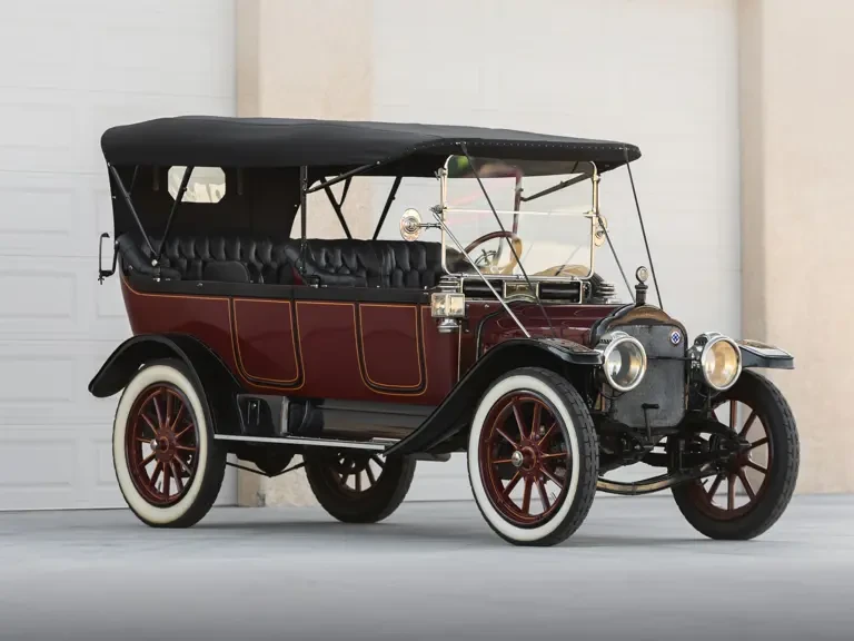 1913 White - Image 2 of 31