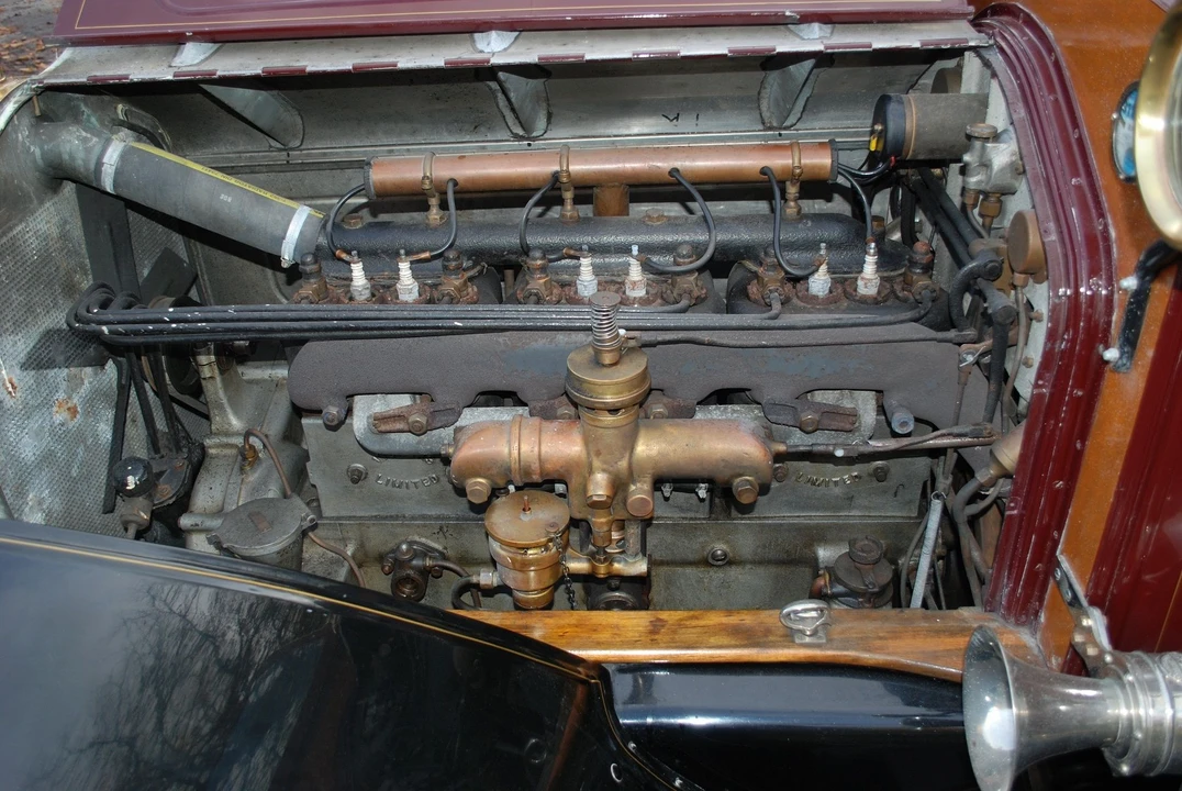 1913 Wolseley - Image 2 of 8