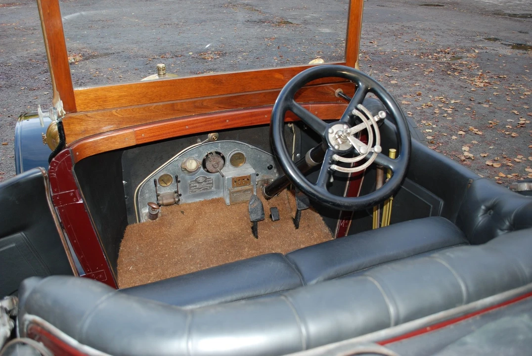 1913 Wolseley - Image 3 of 8