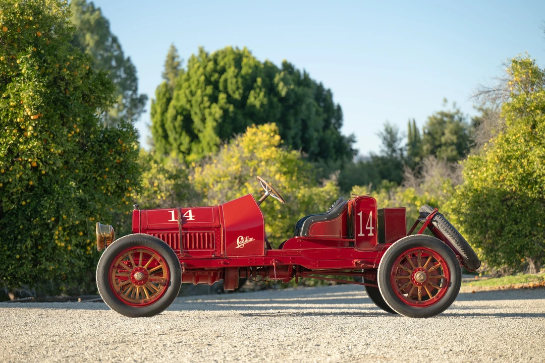 1914 Cadillac - Image 2 of 31