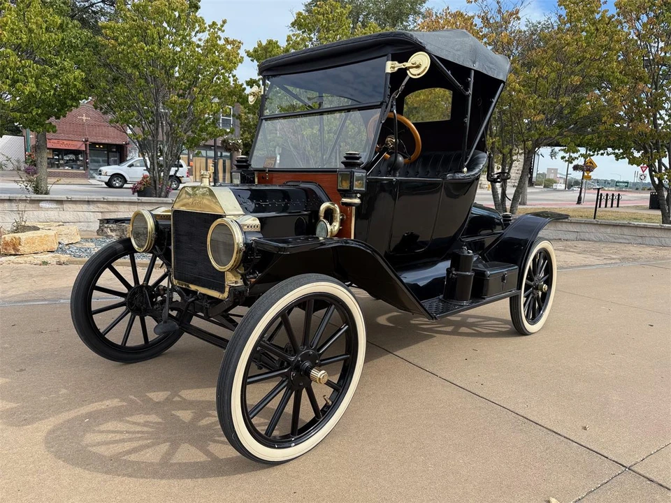 1914 Ford Model T - Image 2 of 13