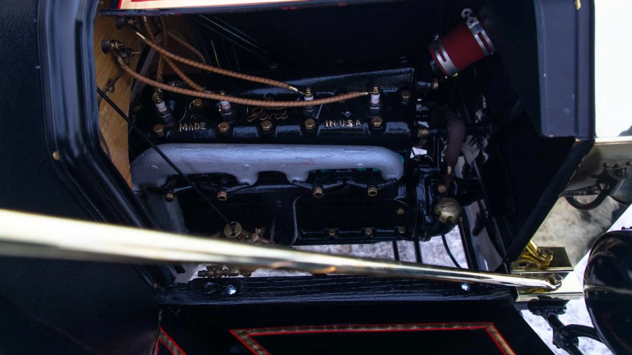 1914 Ford Model T Pickup & Model TT - Image 7 of 20