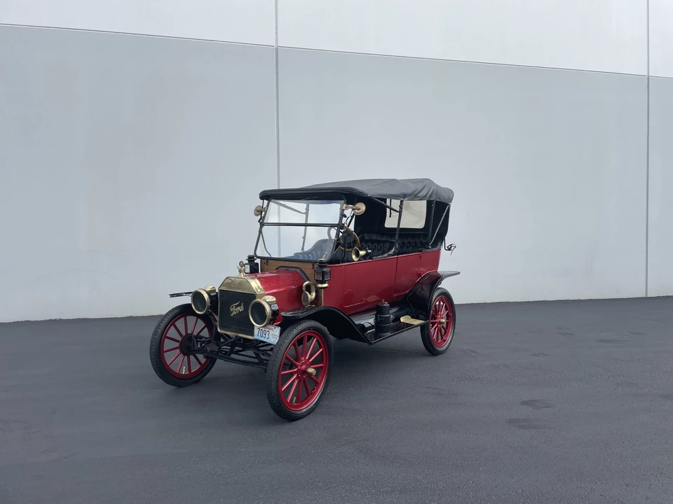 1914 Ford Model T - Image 3 of 31
