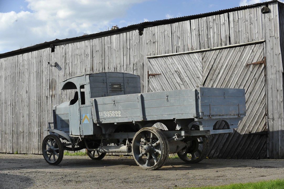 1914 Leyland - Image 7 of 10