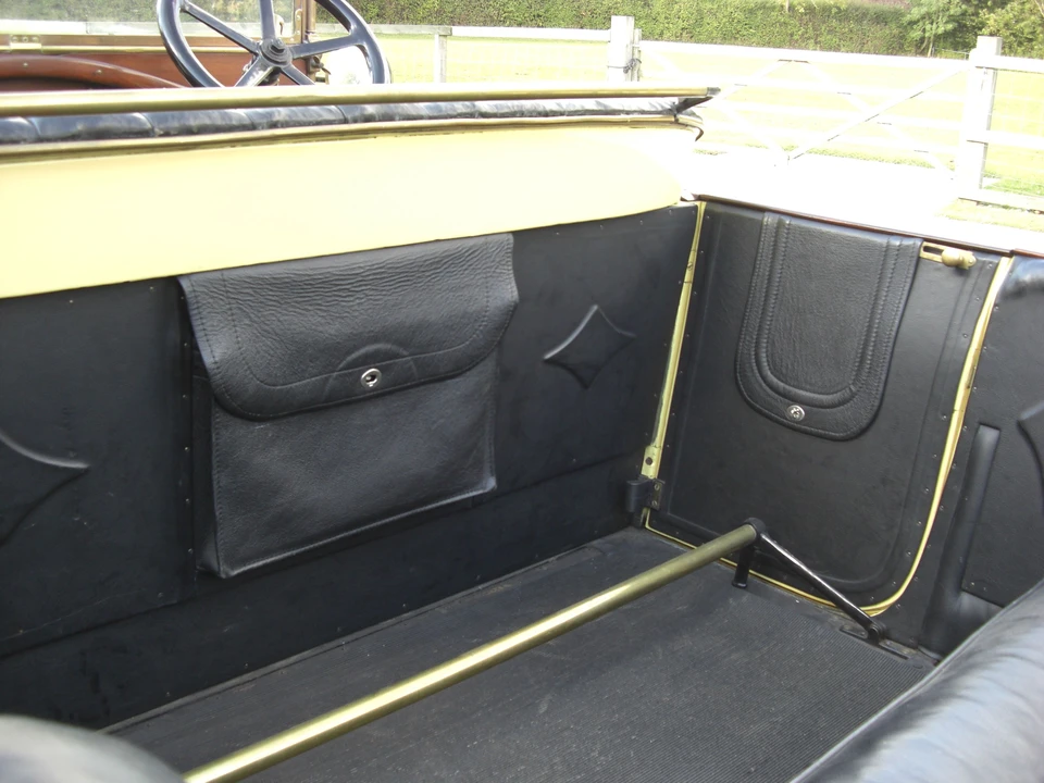 1914 Renault - Image 5 of 11