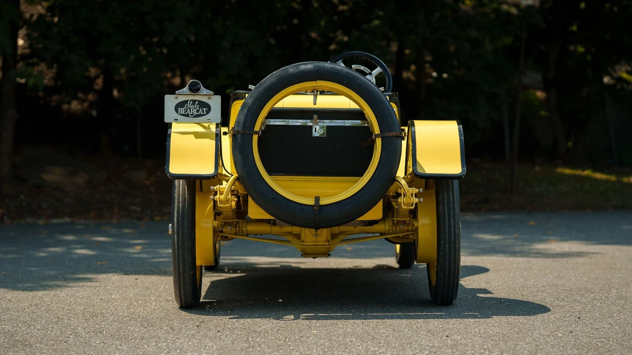 1914 Stutz Bearcat - Image 2 of 31
