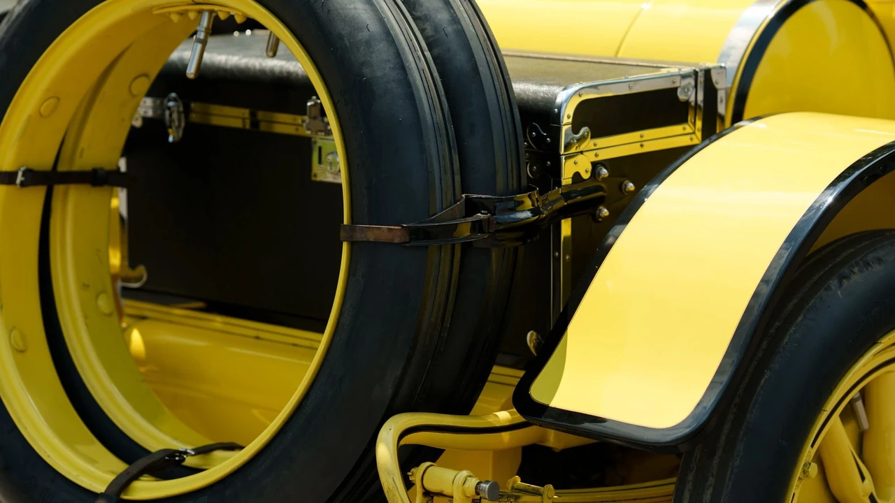 1914 Stutz Bearcat - Image 15 of 31
