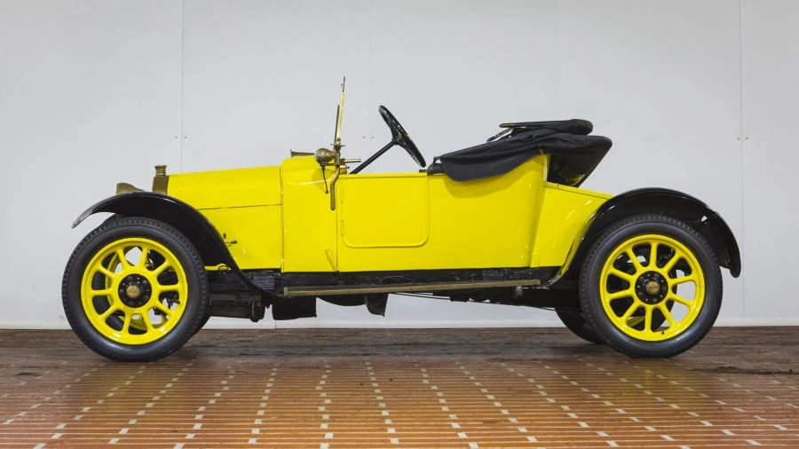 1914 Wolseley - Image 2 of 12