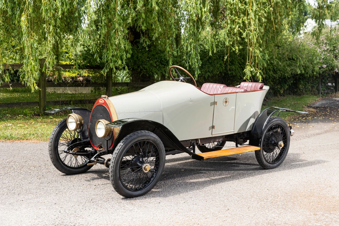 Bugatti - Image 8 of 28