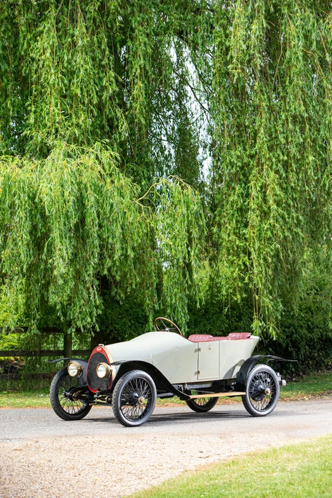 Bugatti - Image 20 of 28