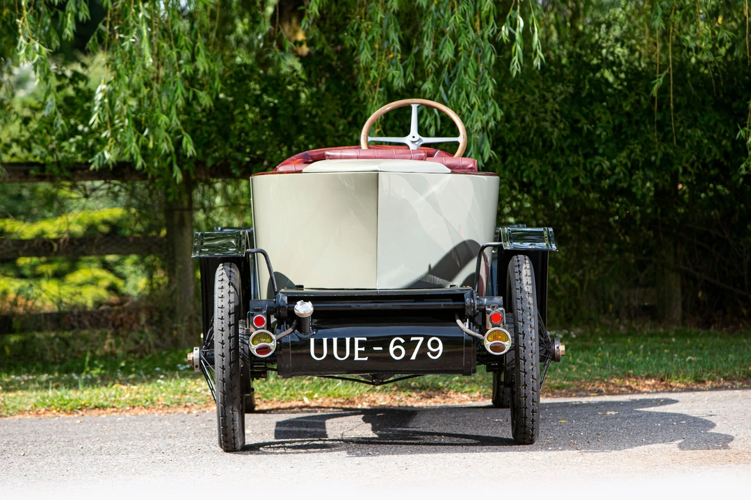Bugatti - Image 11 of 28