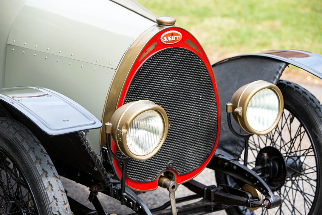 Bugatti - Image 22 of 28