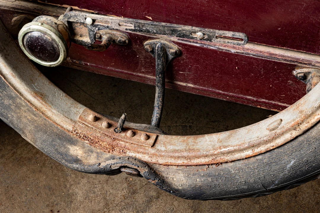 1915 Buick - Image 2 of 16