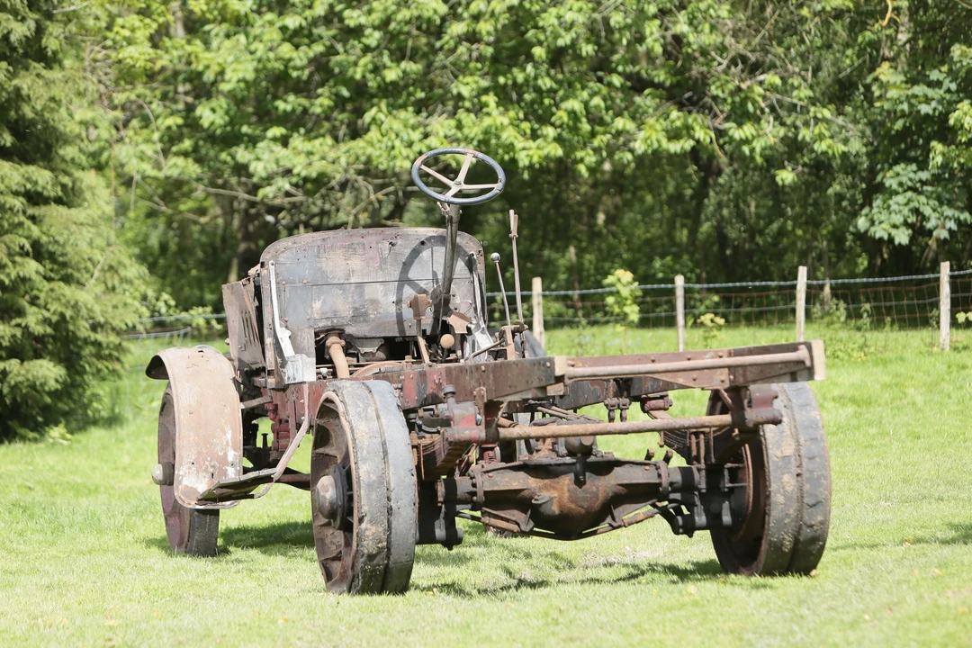 1915 Daimler - Image 2 of 5