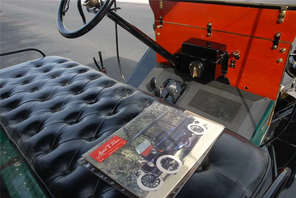 1915 Ford Model T Pickup & Model TT - Image 5 of 7