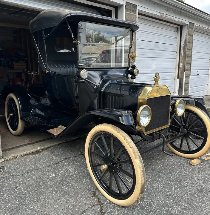 1915 Ford Model T - Image 2 of 20